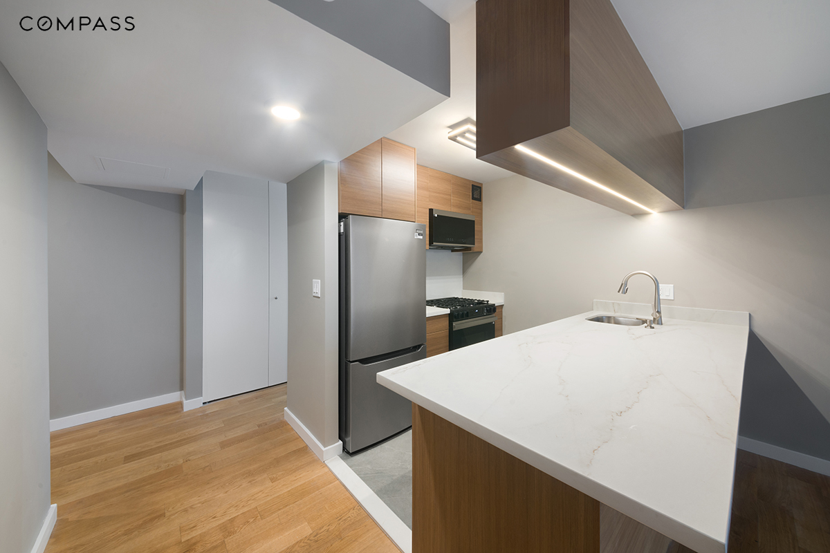 1 Irving Place, Unit G7A Manhattan, NY 10003 - Photo 4 of 18