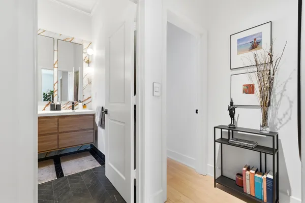 $699,900 | 1328 Maryland Avenue Northeast, Unit 2, Washington, DC 20002