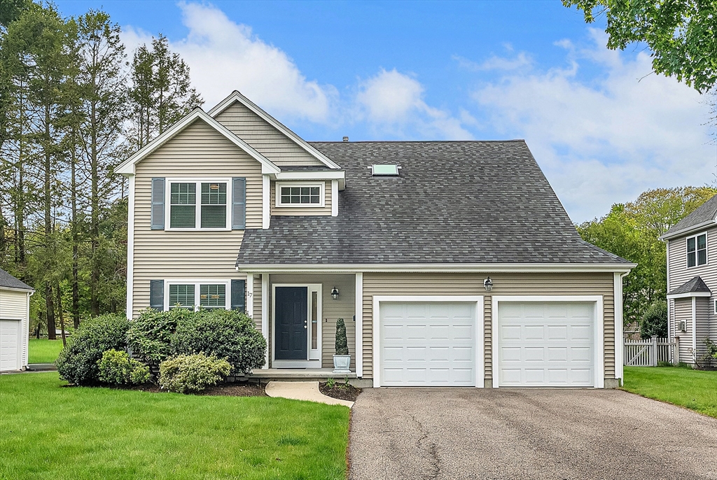 17 Russell Road Framingham, MA 01702 - Photo 1 of 19 Gallery Image 1
