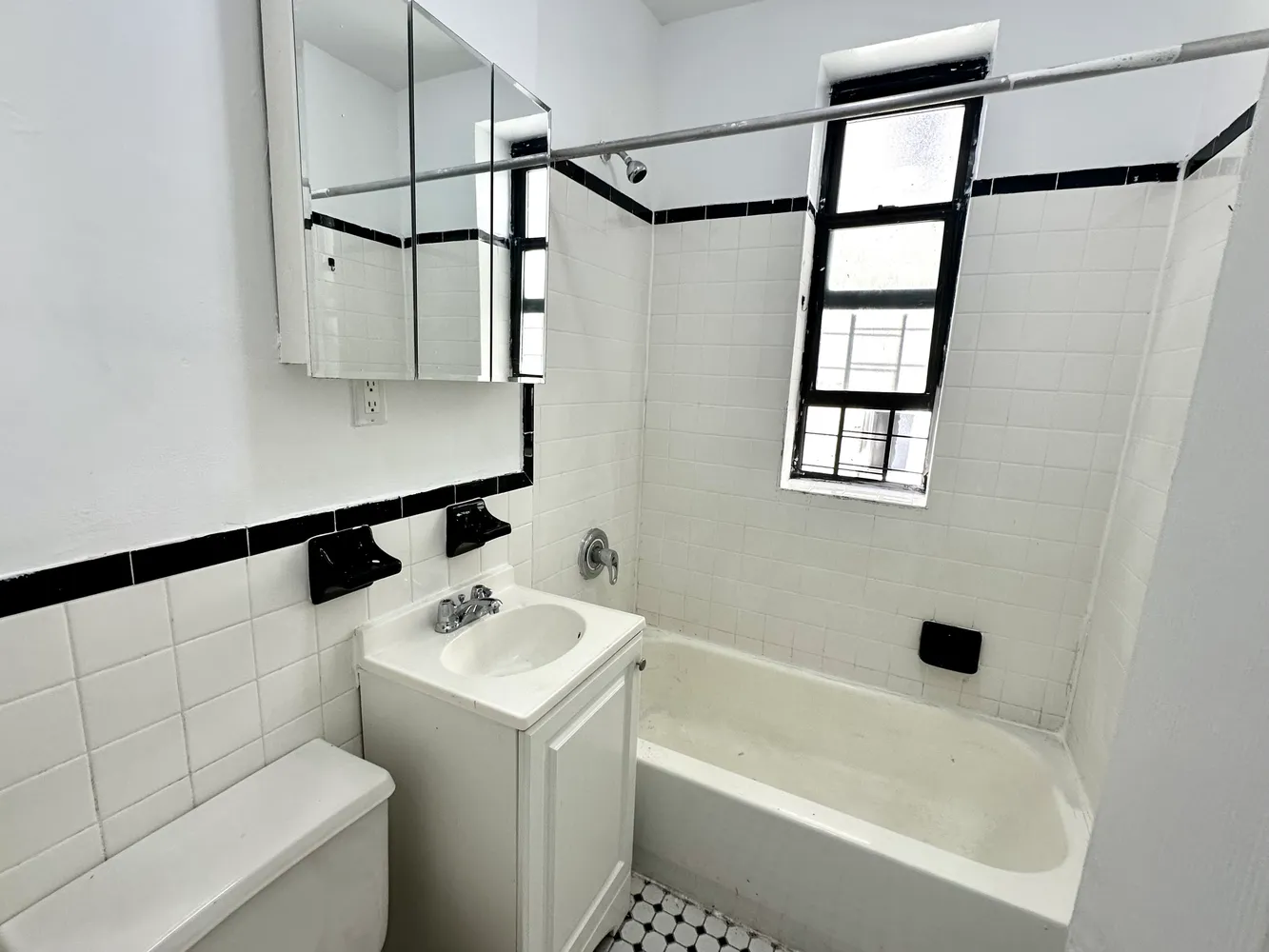 $2,600 | 516 West 136th Street, Unit 3 | Hamilton Heights