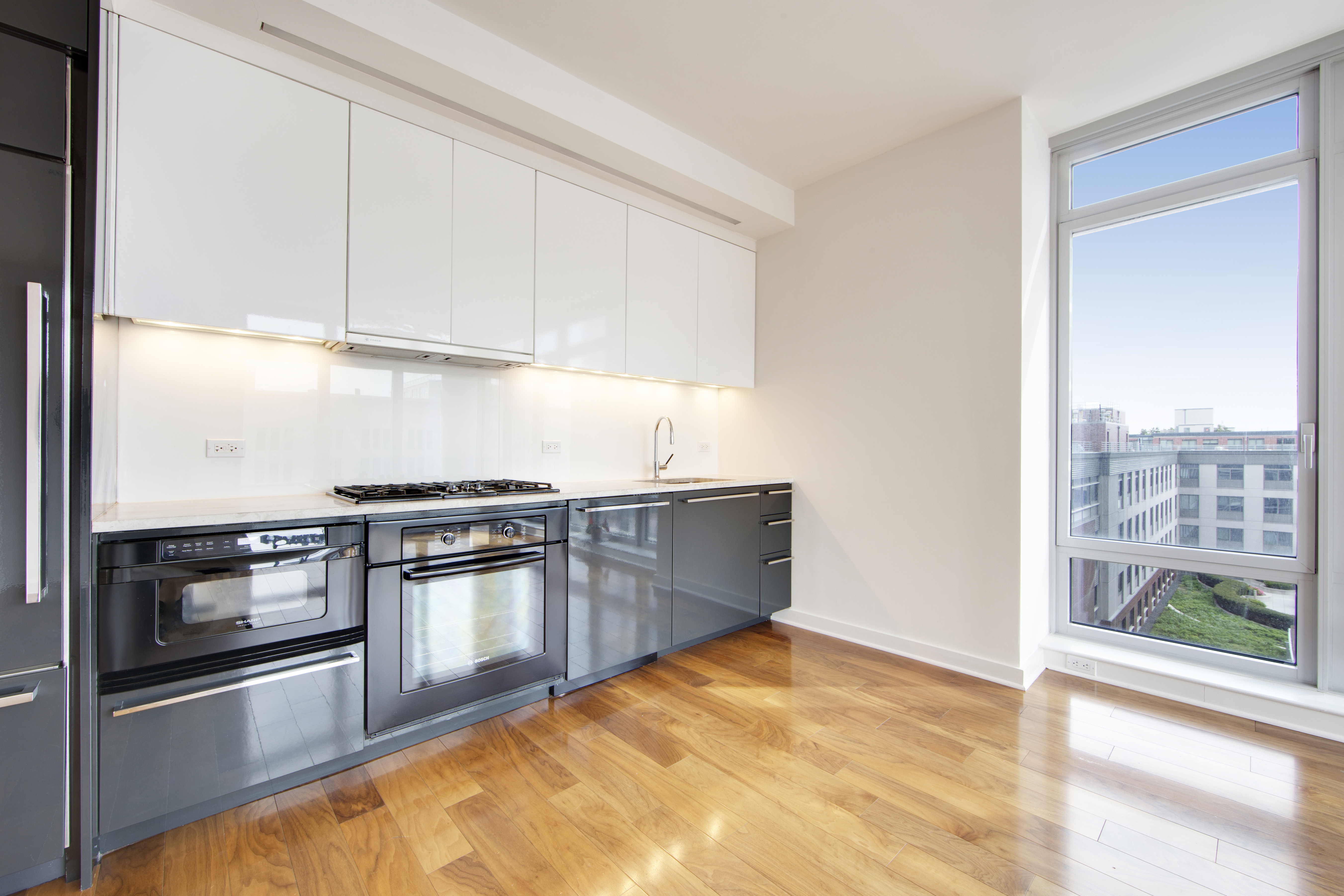 2 Northside Piers, Unit 7E Brooklyn, NY 11249 - Photo 4 of 14