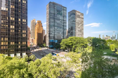 a view of a multi story building