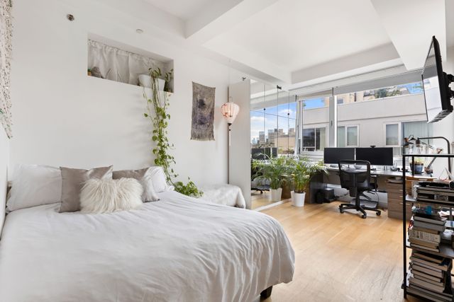 $2,700,000 | 150 North 5th Street, Unit PHB | Williamsburg