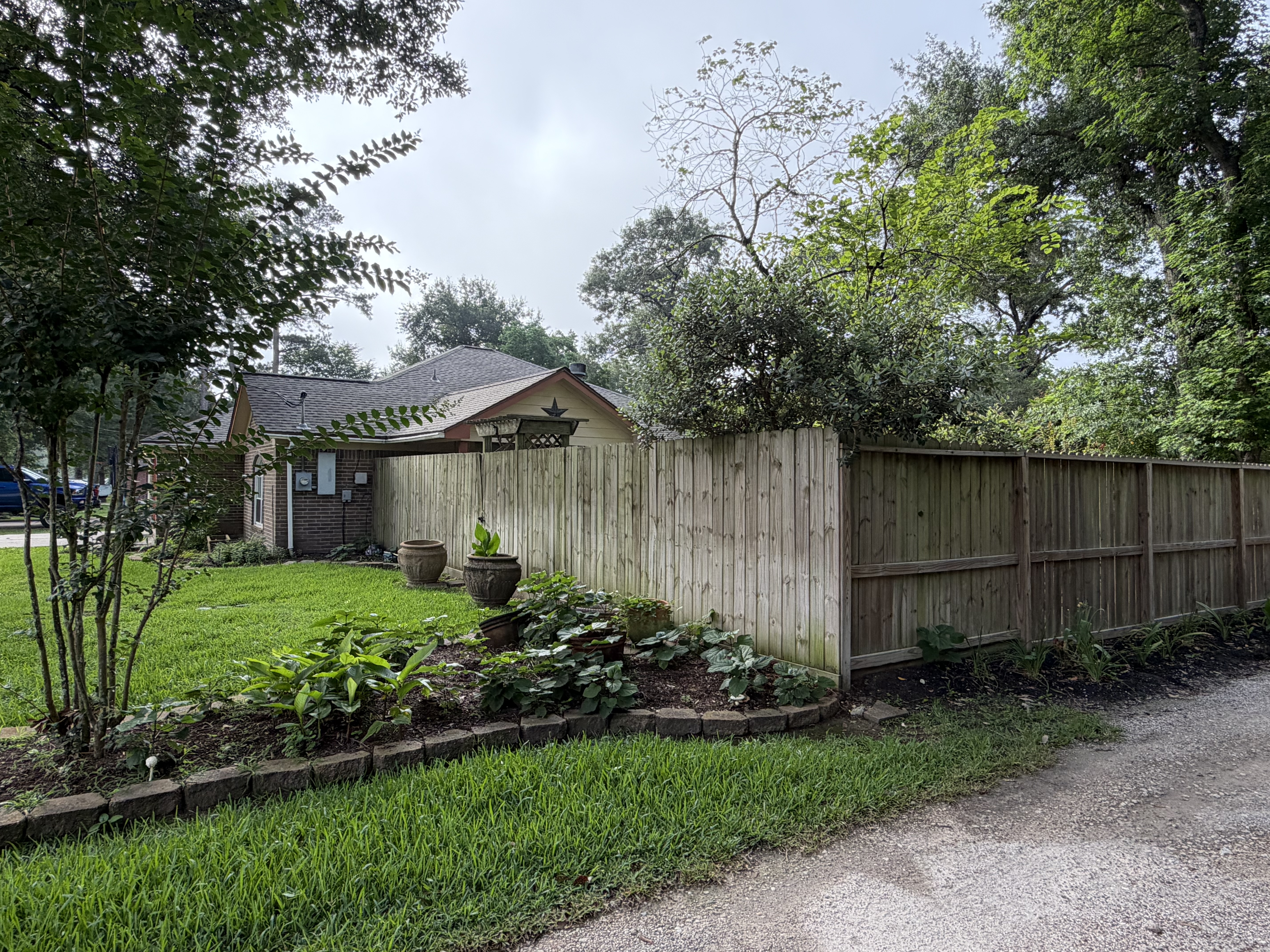 511 Springwood Drive Conroe, TX 77385 - Photo 9 of 11