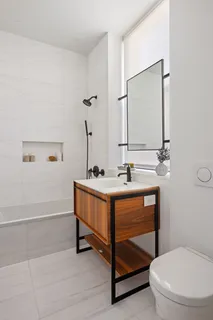$4,395,000 | 48 East 13th Street, Unit 8B | Greenwich Village
