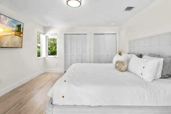 $2,925,000 | 9201 Southwest 102nd Street, Miami, FL 33176