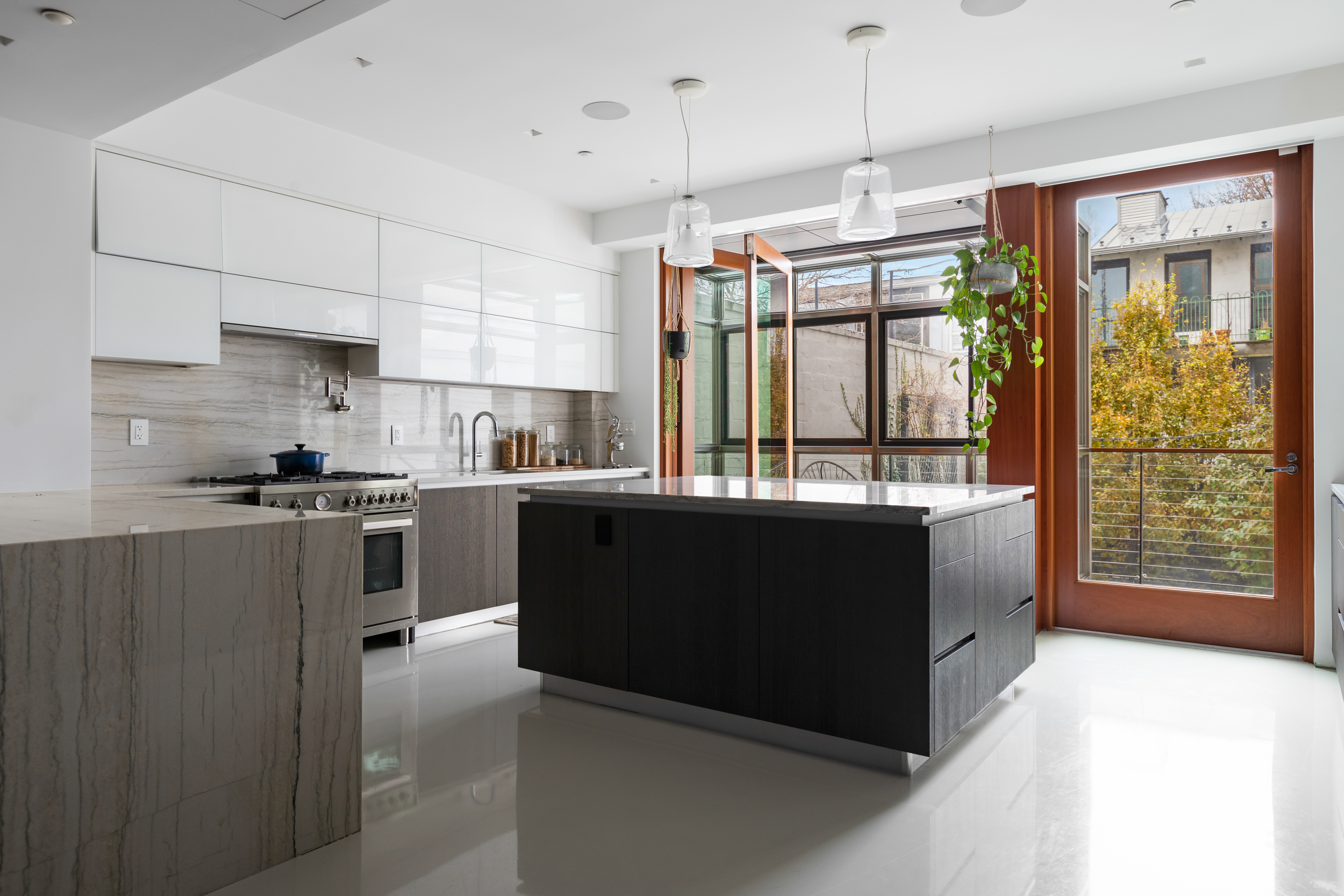 156 Beard Street Brooklyn, NY 11231 - Photo 2 of 44