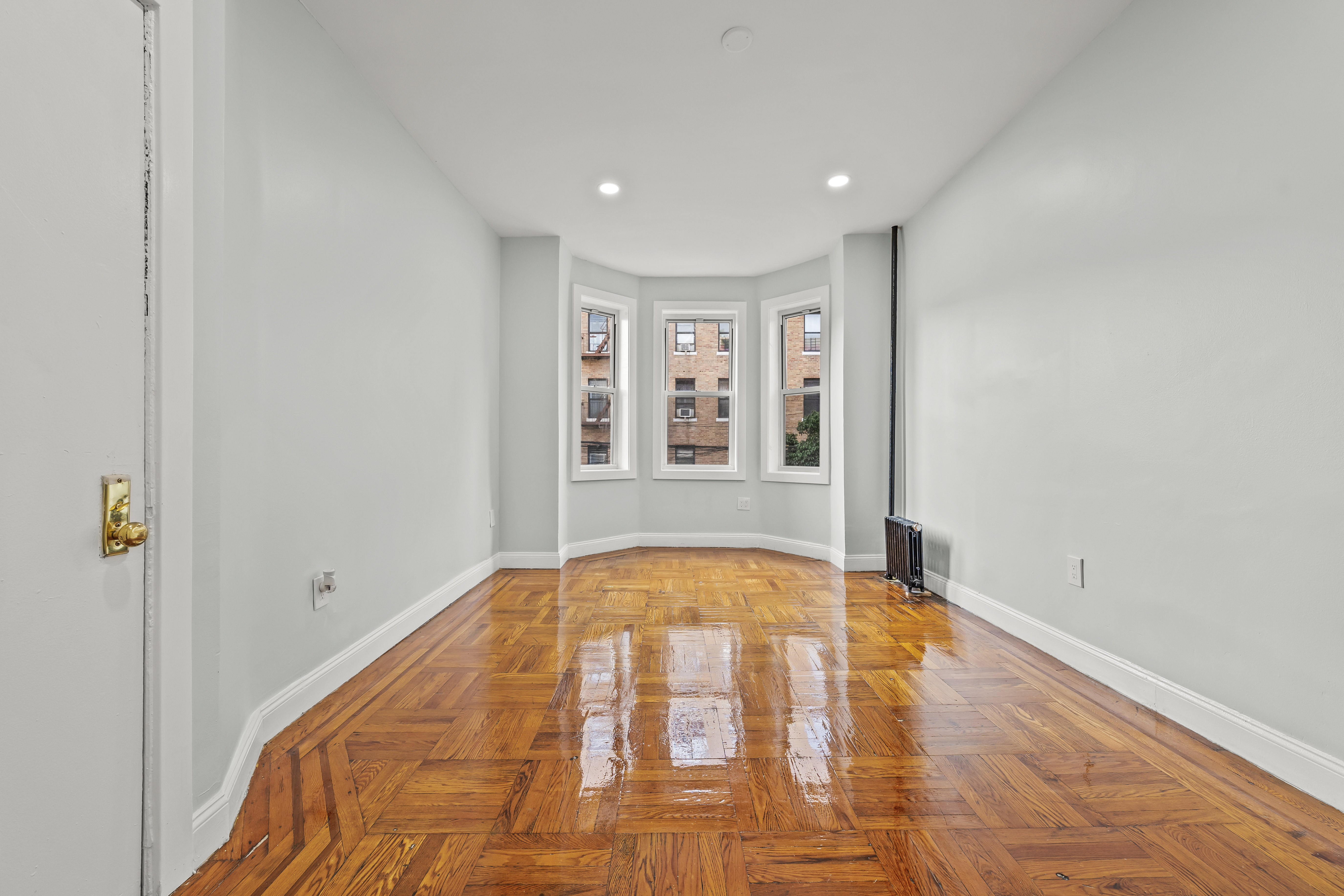 2023 Hughes Avenue Bronx, NY 10457 - Photo 7 of 63