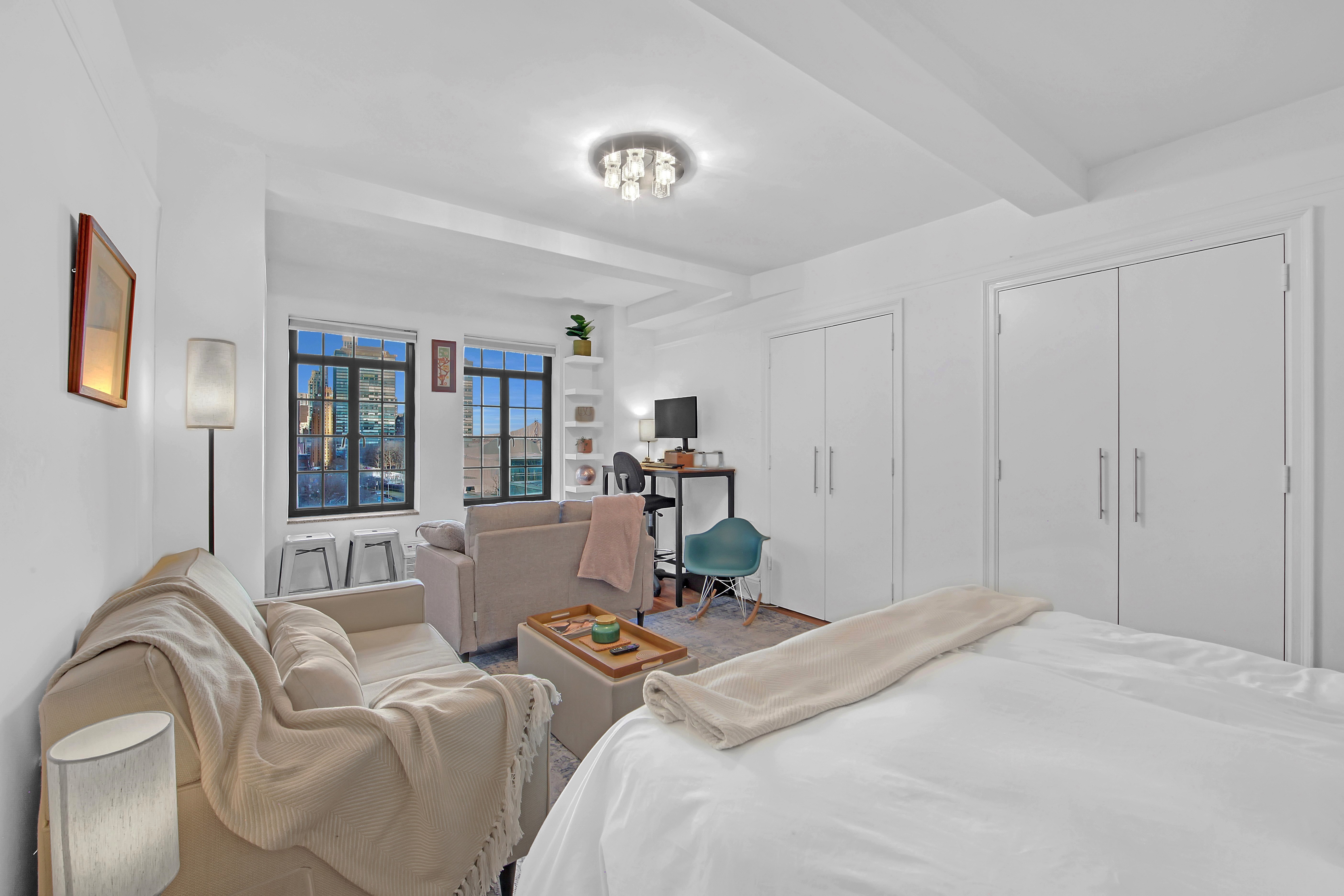 5 Tudor City Place, Unit 539 Manhattan, NY 10017 - Photo 10 of 12