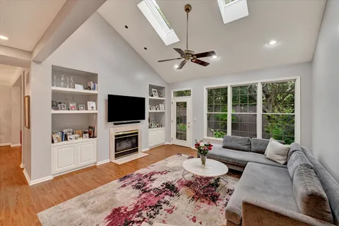$739,000 | Courtyard Circle, Baltimore, MD 21208