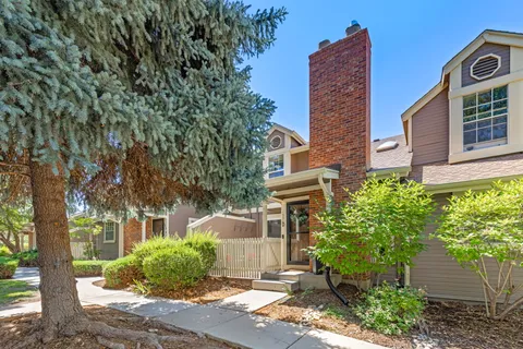 $347,500 | 1930 South Helena Street, Unit D, Aurora, CO 80013