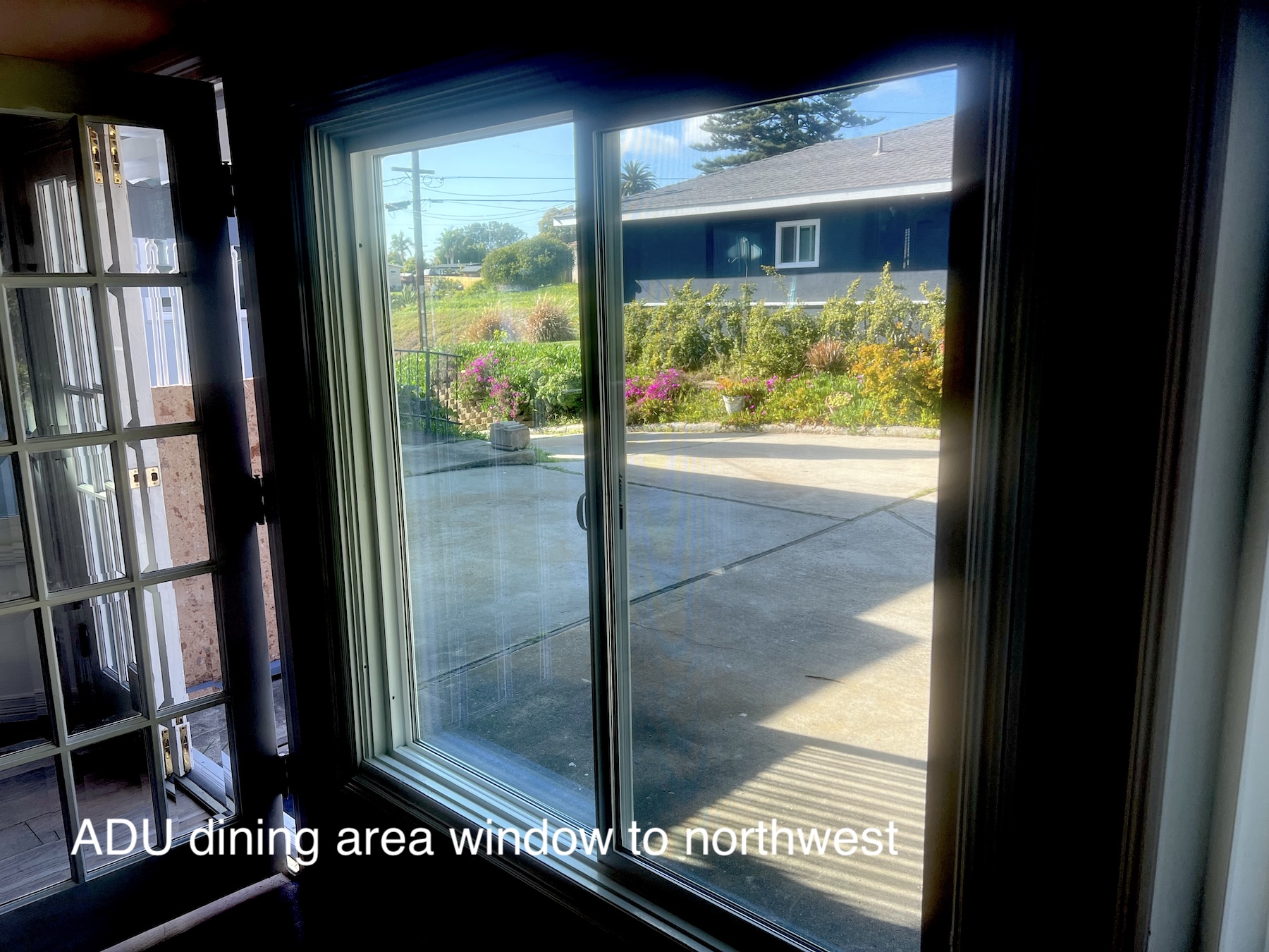 534 Hoover Street Oceanside, CA 92054 - Photo 26 of 31 a view of a livingroom with furniture