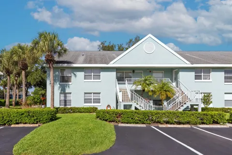 $350,000 | 137 Wading Bird Circle, Unit 101, Naples, FL 34110