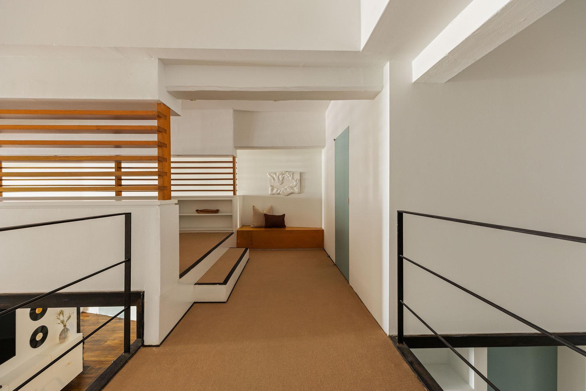 377 West 11th Street, Unit 1D Manhattan, NY 10014 - Photo 13 of 22 a view of a hallway with workspace