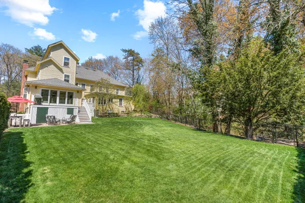 $1,799,000 | 39 Church Street, Unit 39, Weston, MA 02493