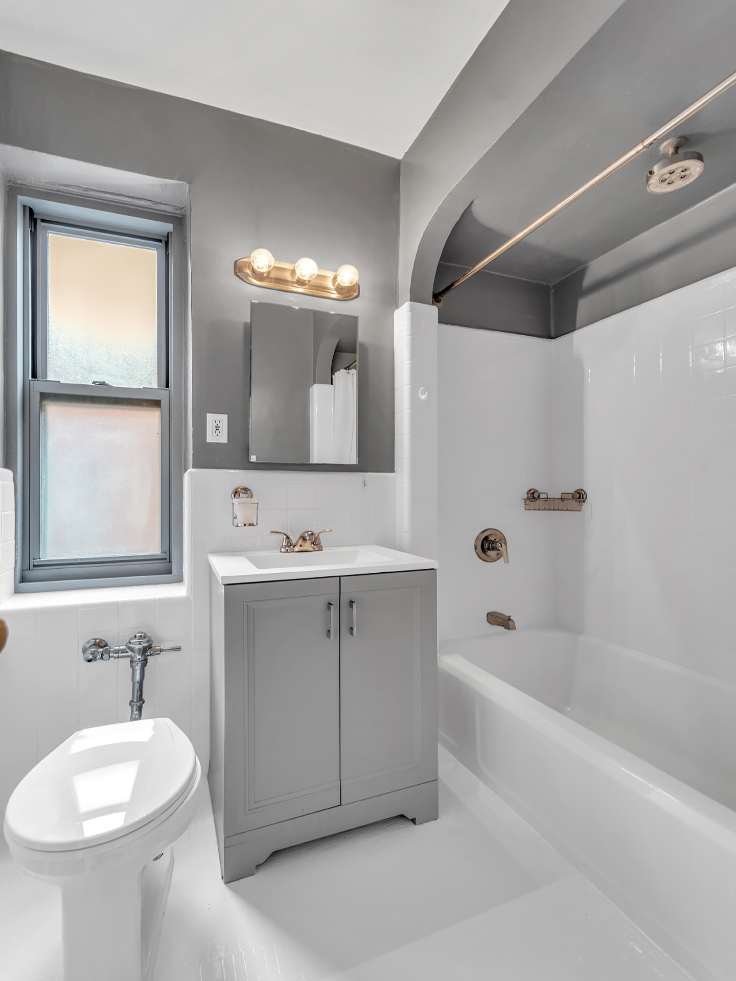 4445 Post Road, Unit 8A Bronx, NY 10471 - Photo 5 of 15