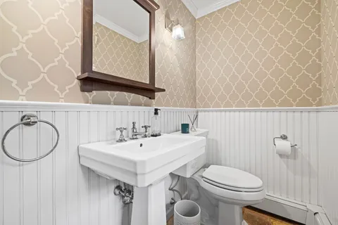 $1,399,000 | 4 Highland Road, Westport, CT 06880