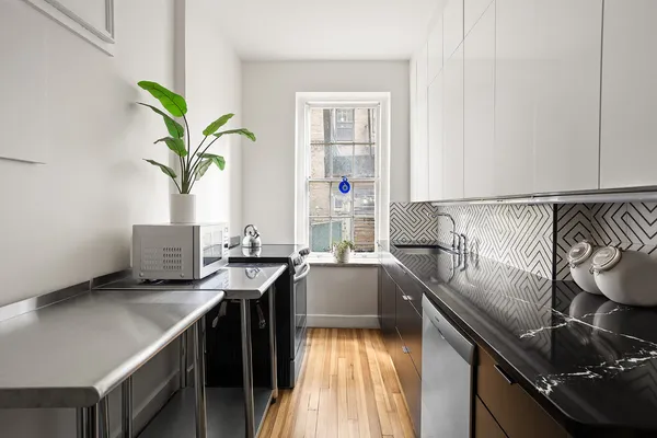 $975,000 | 33-39 80th Street, Unit 2A | Jackson Heights