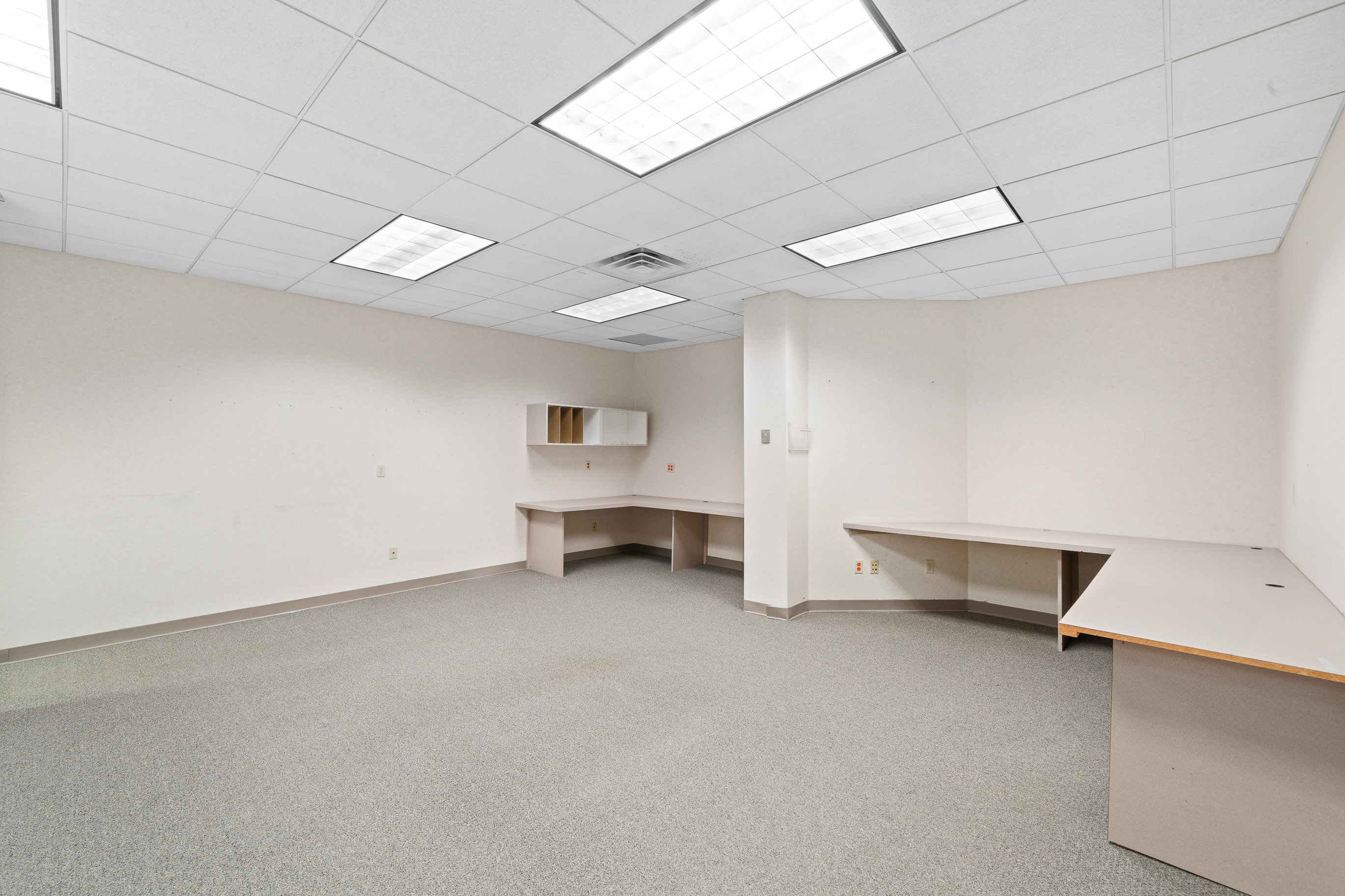751 Geneva Parkway North, Unit SUITES 1 Lake Geneva, WI 53147 - Photo 34 of 40 Gallery Image 34