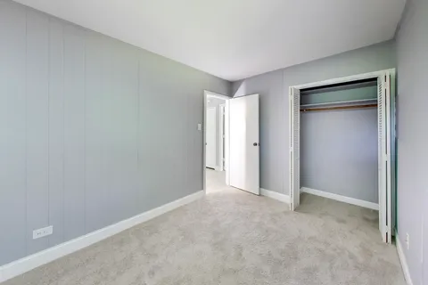 $200,000 | 413 Winnemac Street, Park Forest, IL 60466