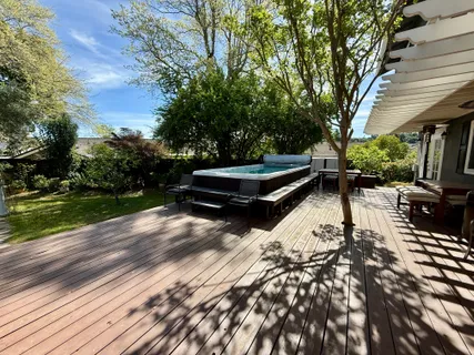 $1,695,000 | 722 Sutro Avenue, Novato, CA 94947