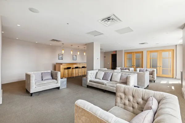 $255,000 | 111 South 15th Street, Unit 2106, Philadelphia, PA 19102