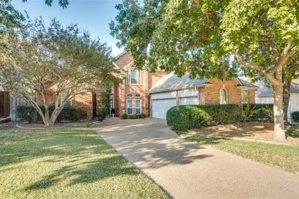 Contact Agent | 2105 Leeds Drive, Plano, TX 75025