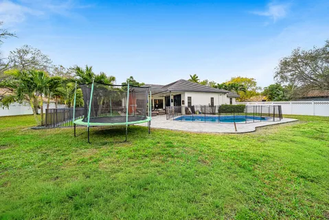 $920,000 | 4447 Northwest 82nd Avenue, Coral Springs, FL 33065