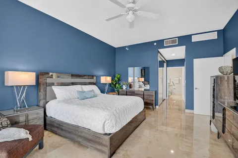 $2,100,000 | 550 Okeechobee Boulevard, Unit LPH23, West Palm Beach, FL 33401