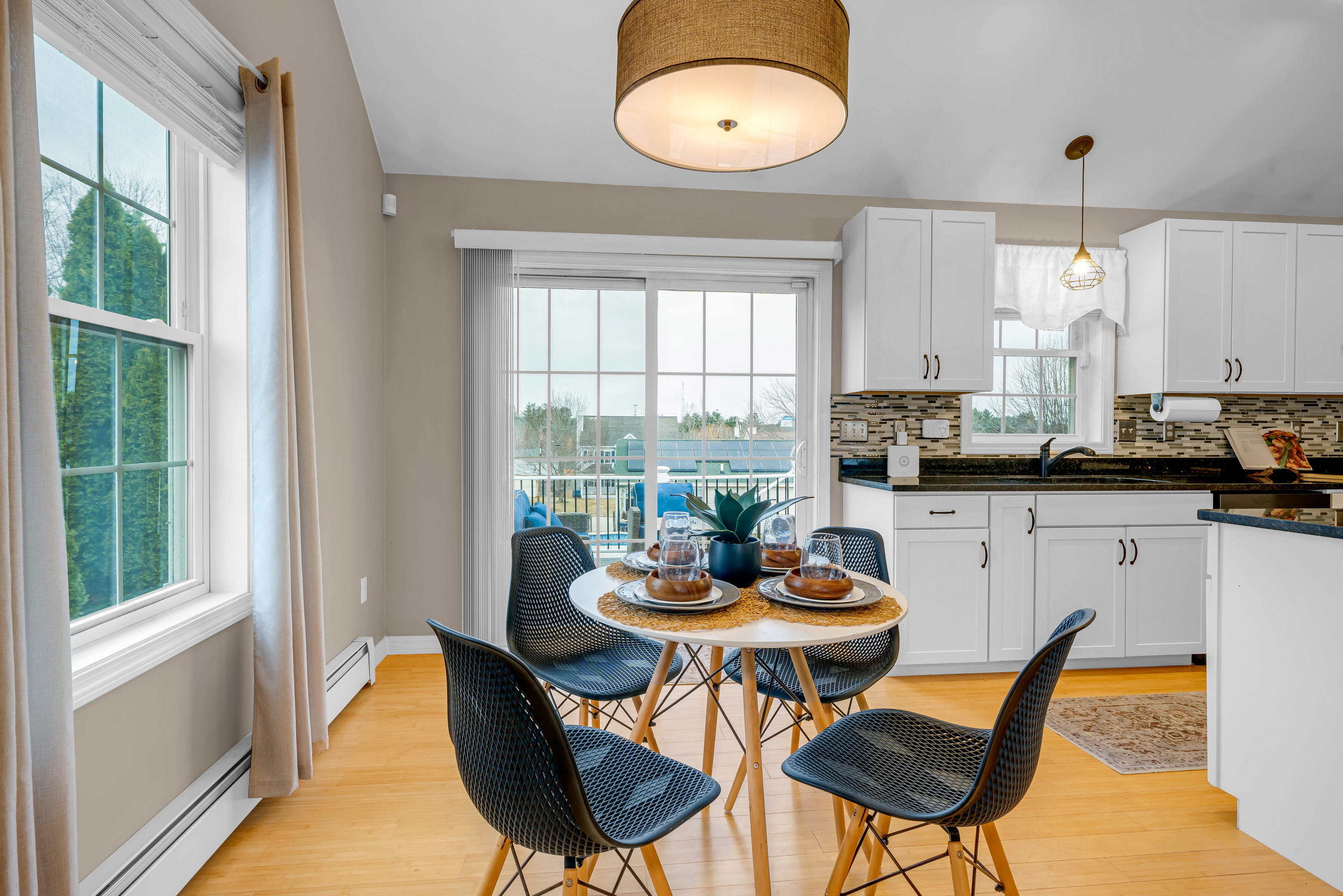 79 Pullman Street Manchester, NH 03103 - Photo 8 of 29