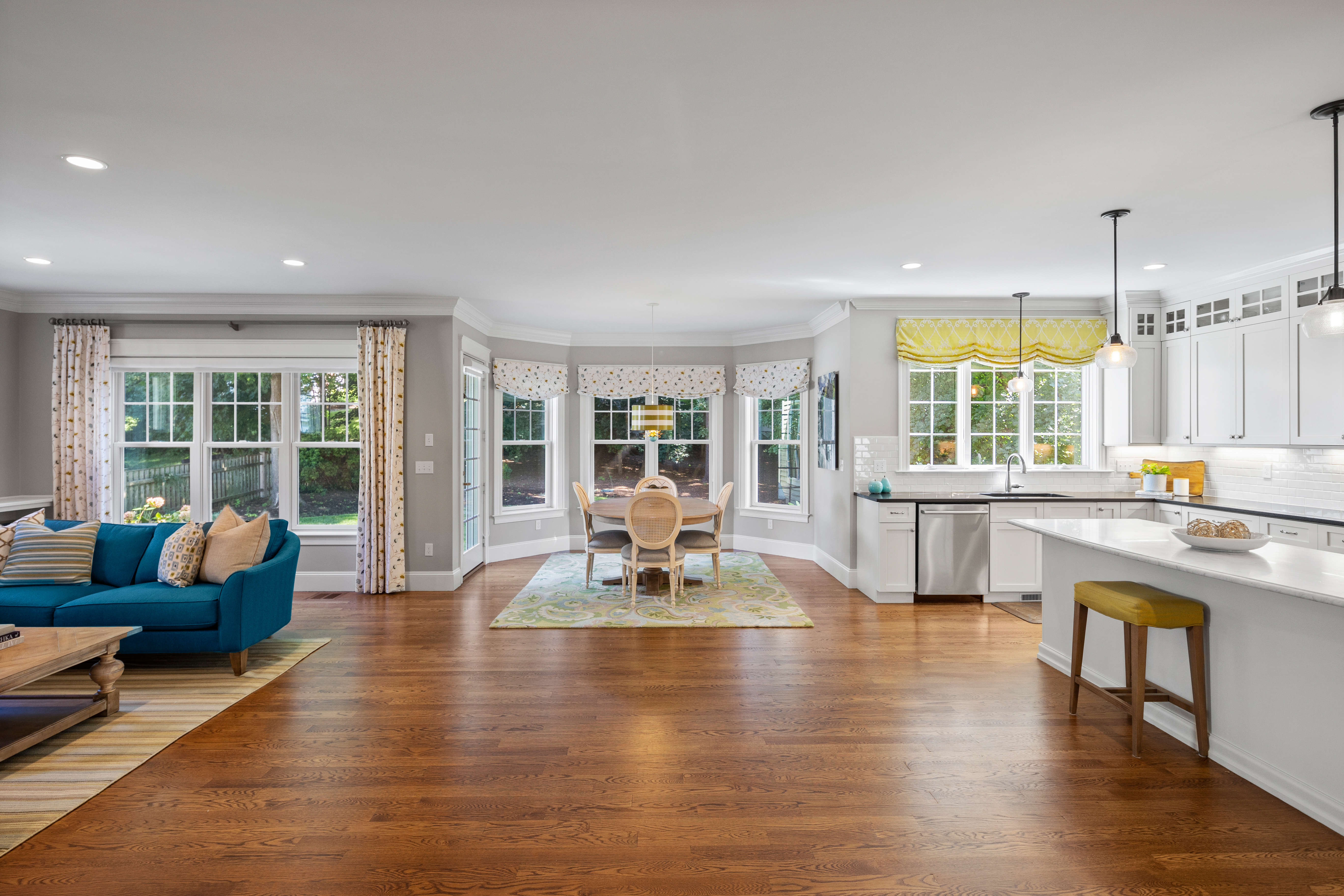 136 Manning Street Needham Heights, MA 02494 - Photo 3 of 33