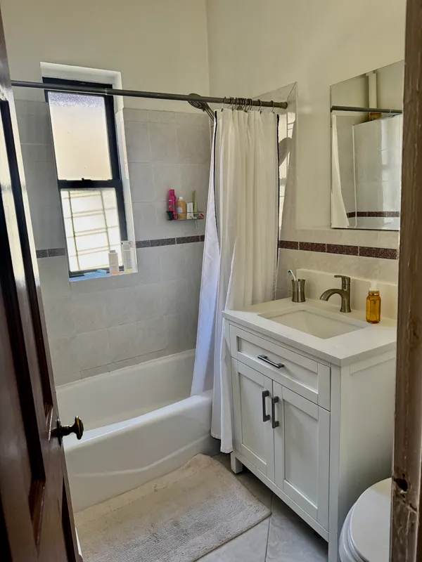 $360,000 | 880 West 181st Street, Unit 6E | Hudson Heights