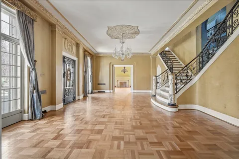 Contact Agent | 3130 Woodland Drive Northwest, Washington, DC 20008