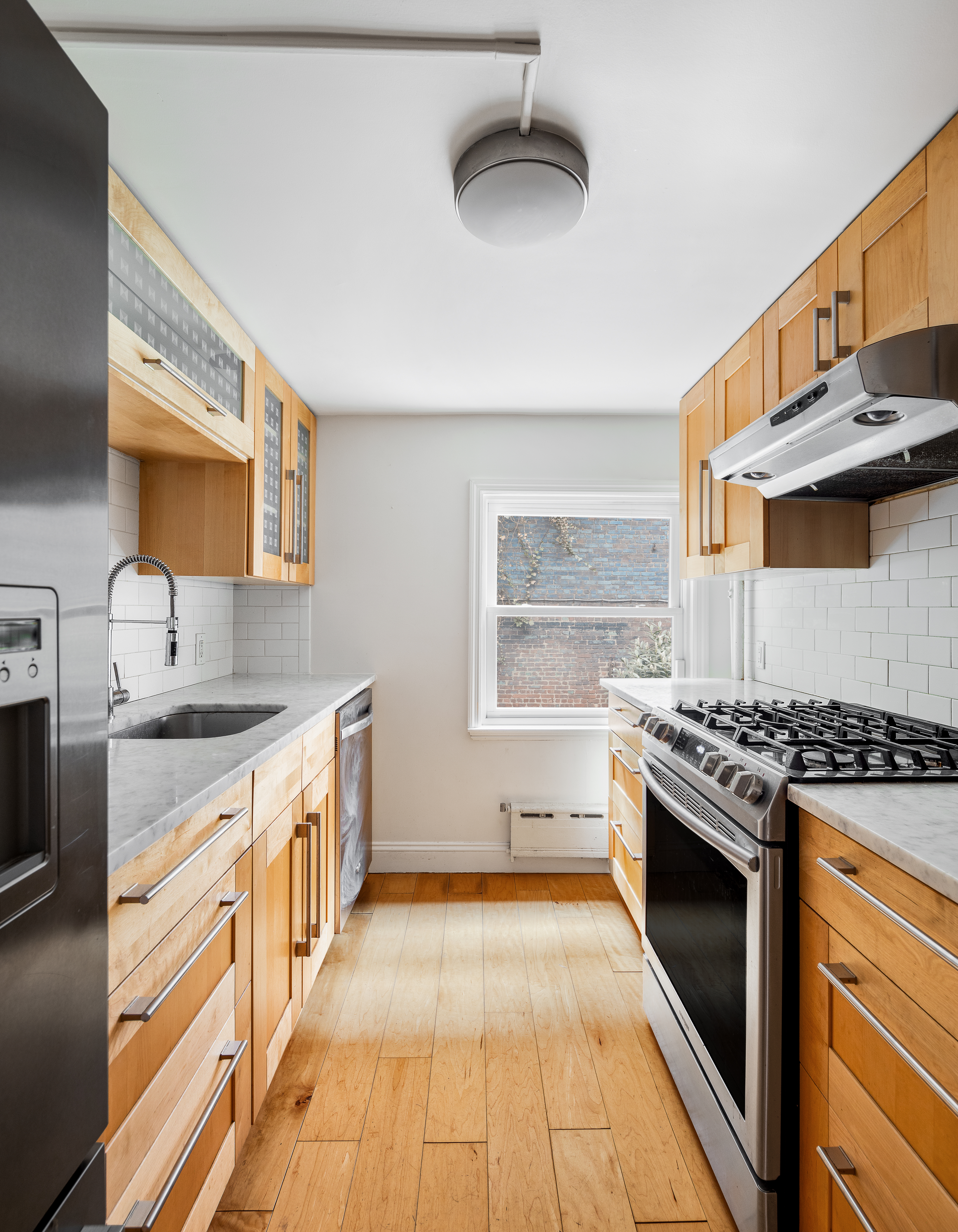 180 Waverly Place Manhattan, NY 10014 - Photo 3 of 15