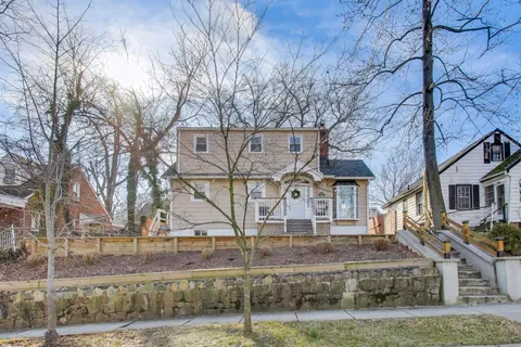 $725,000 | 3913 Oglethorpe Street, Hyattsville, MD 20782