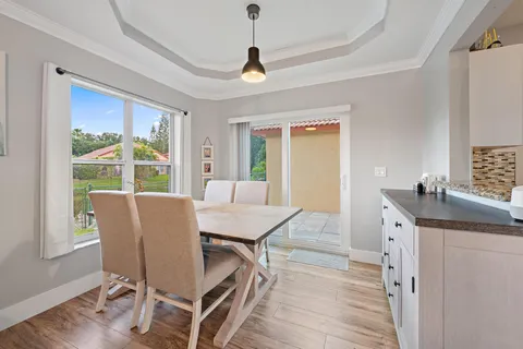 $400,000 | 1088 Via Jardin, Palm Beach Gardens, FL 33418