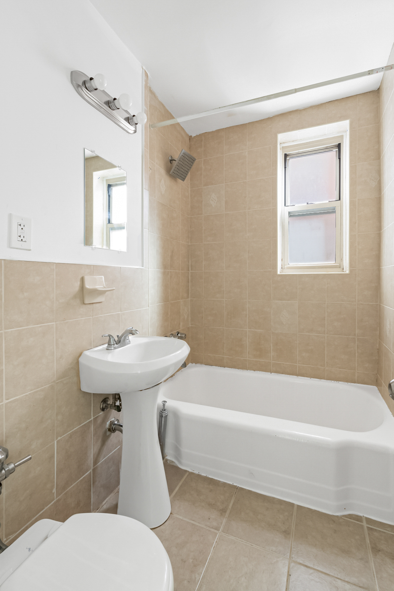 42-25 80th Street, Unit 2N Queens, NY 11373 - Photo 5 of 7