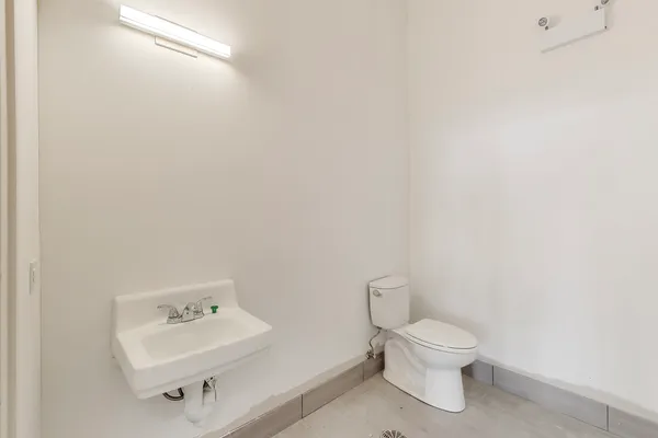 a picture of a room with a floor