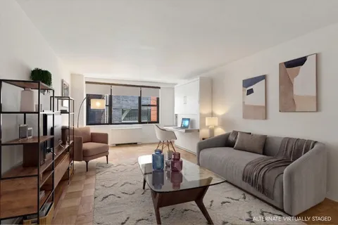 $489,000 | 7 East 14th Street, Unit 1125 | Flatiron