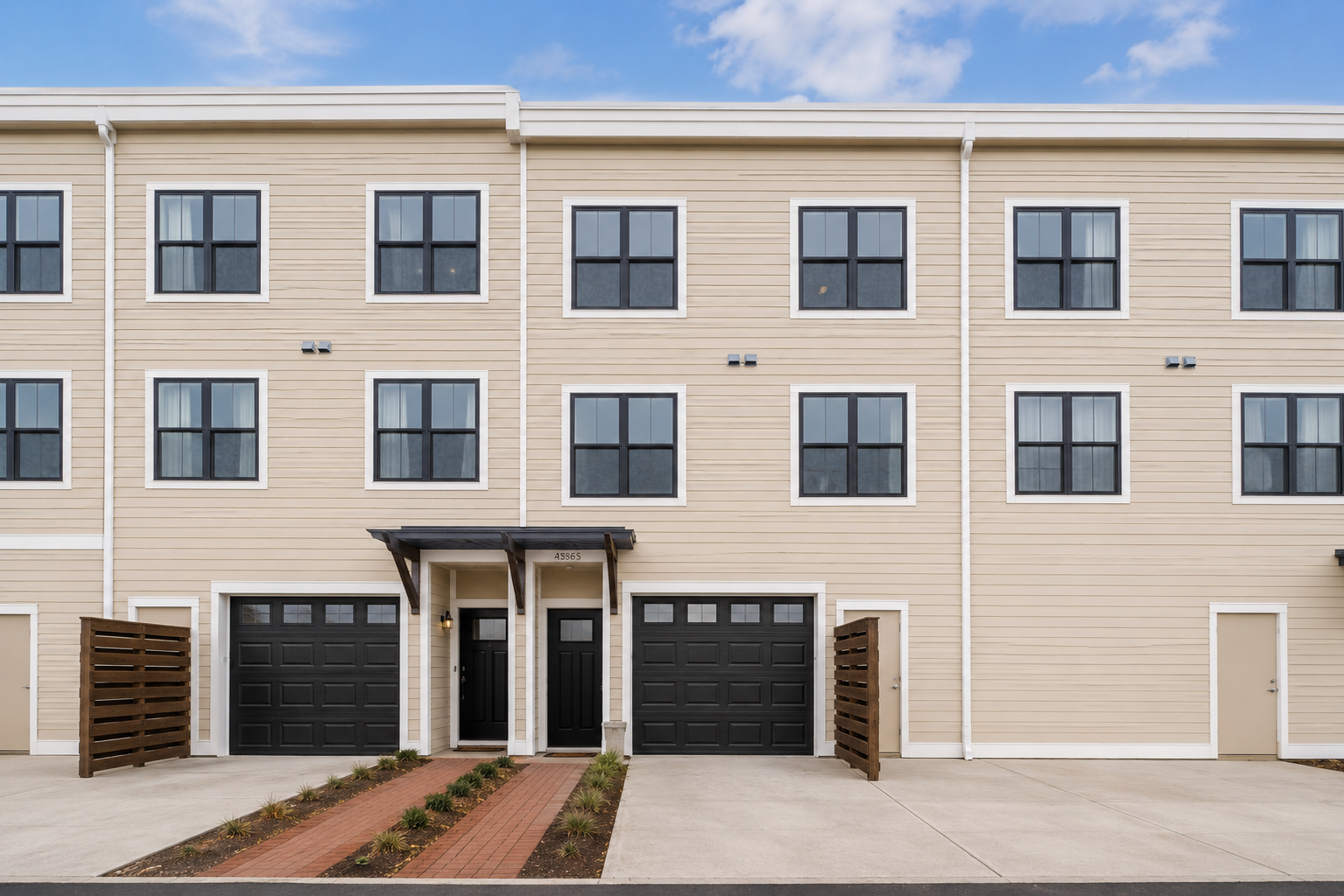 43565 Michigan Square Leesburg, VA 20176 - Photo 1 of 19