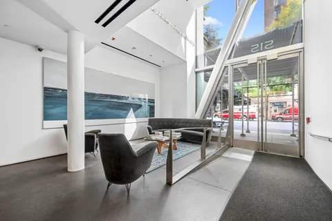 $6,100,000 | 515 West 23rd Street, Unit 10 | Chelsea