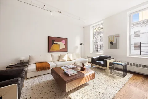 $2,628,000 | 19 Warren Street, Unit 4W | TriBeCa