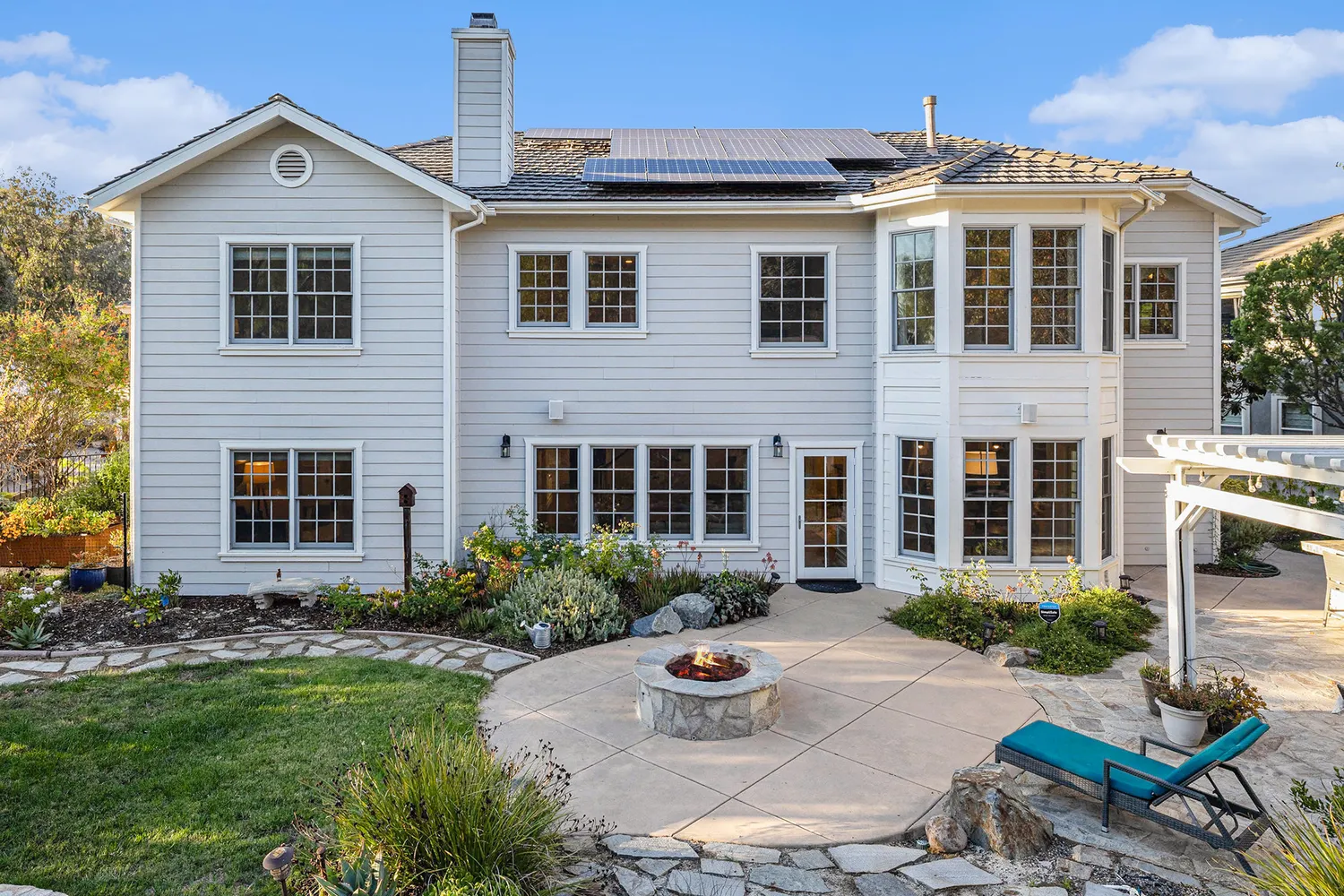 $2,649,000 | 10154 Pinecastle Street, San Diego, CA 92131