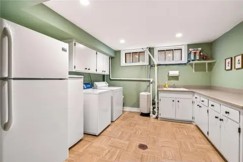 $950,000 | 4711 Dupont Avenue South, Minneapolis, MN 55419