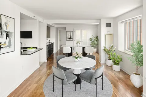 $1,998,000 | 8-12 Museum Way, Unit 2003, Cambridge, MA 02141