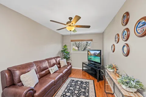 $649,995 | 15 Hickory Circle | Huguenot