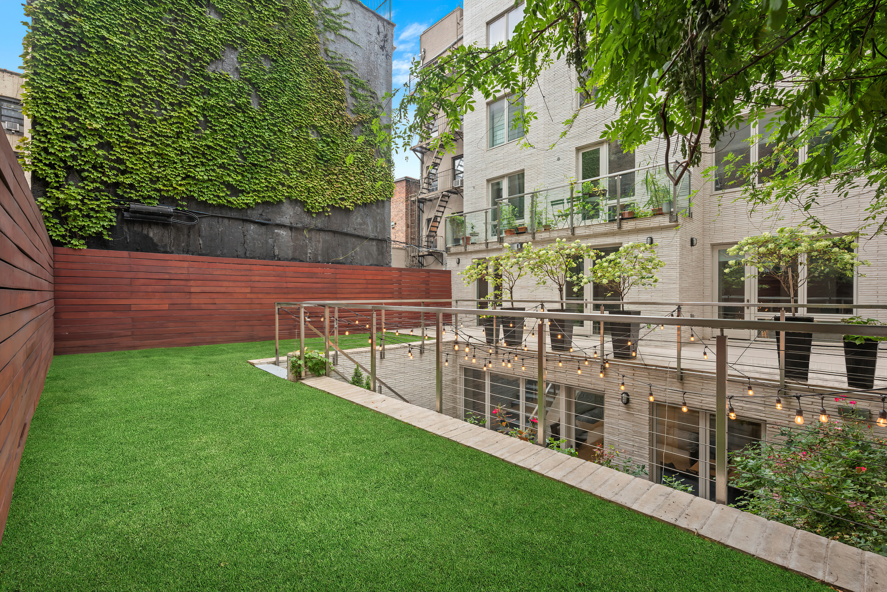 355 East 19th Street, Unit TH Manhattan, NY 10003 - Photo 5 of 27