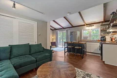 $400,000 | 907 Plymouth Lake Drive, Newton, NJ 07860