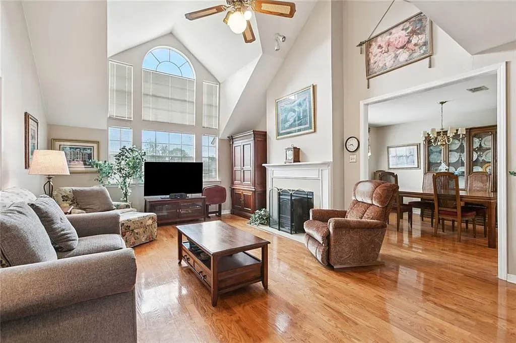 $285,000 | 3922 Audubon Trace, Unit 3922, Jefferson, LA 70121