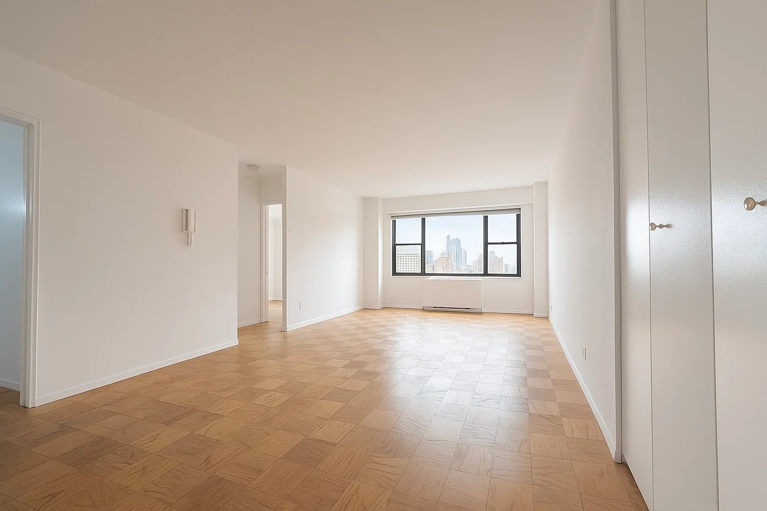 $4,695 | 345 East 80th Street, Unit 20K | Upper East Side